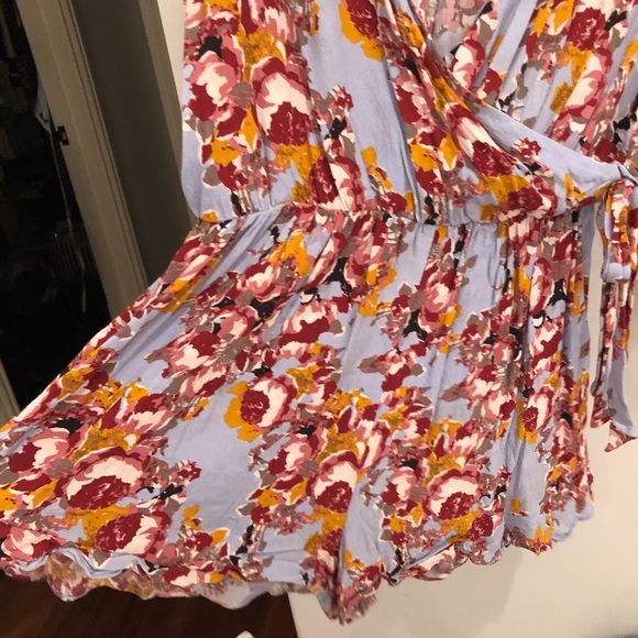 Blue Floral Romper - Picture 2 of 7